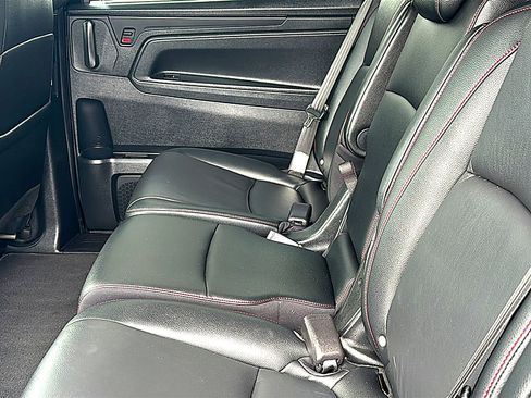 Used 2025 Honda Odyssey Sport-L image 19