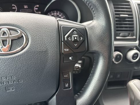 Used 2018 Toyota Sequoia TRD Sport AWD/4WD image 12