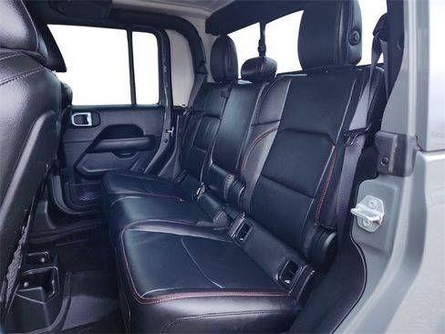 Used 2022 Jeep Gladiator Rubicon w/ Cold Weather Group image 27