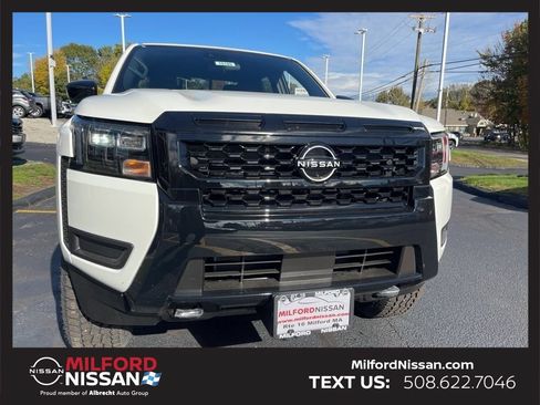 Used 2026 Nissan Frontier SV w/ All-Weather Content Package AWD/4WD image 5
