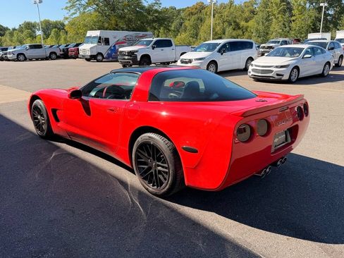 Used 1997 Chevrolet Corvette Coupe w/ Memory Pkg RWD image 7