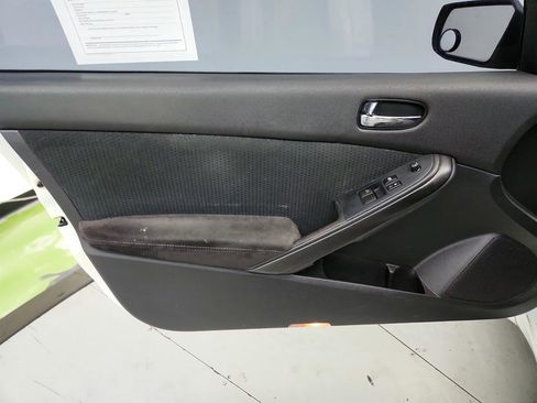 Used 2011 Nissan Altima 2.5 S image 20