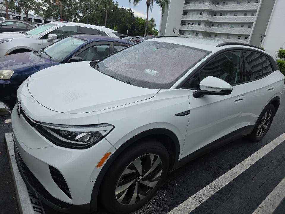 Used 2023 Volkswagen ID.4 Pro AWD/4WD image 2