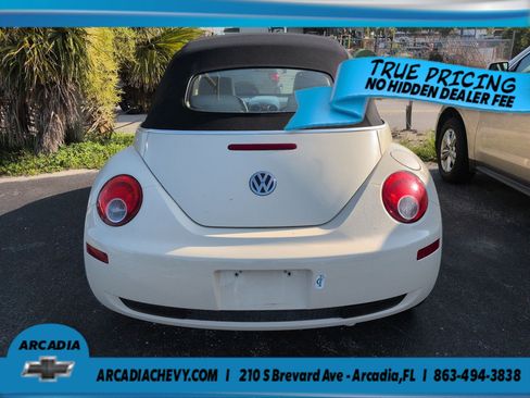 Used 2007 Volkswagen Beetle Convertible FWD image 4