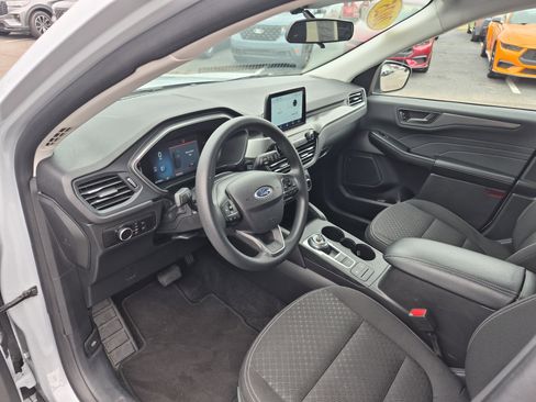 Used 2025 Ford Escape Active image 11