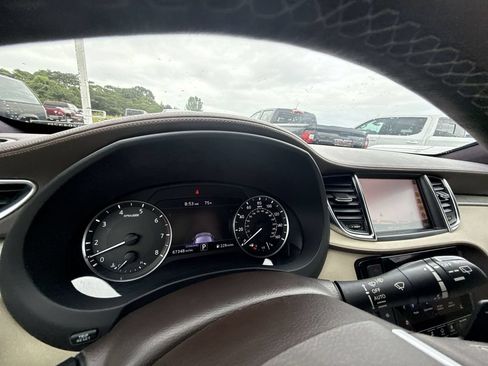 Used 2019 INFINITI QX50 Essential w/ Sensory Package AWD/4WD image 18