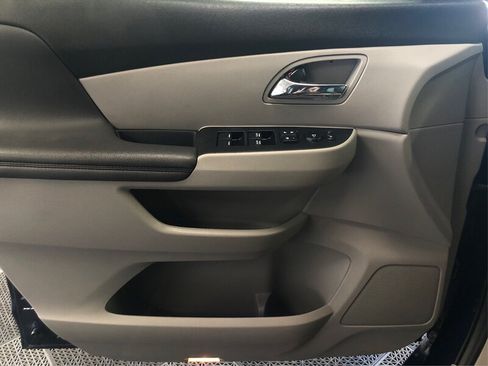 Used 2014 Honda Odyssey EX-L image 17