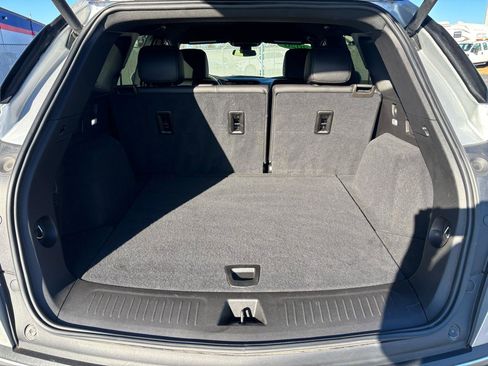 Used 2020 Cadillac XT5 Luxury image 11