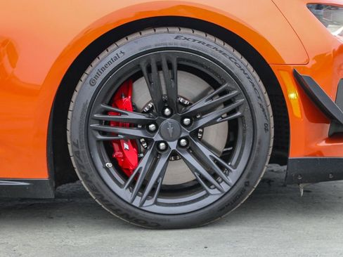 Used 2022 Chevrolet Camaro ZL1 RWD image 11