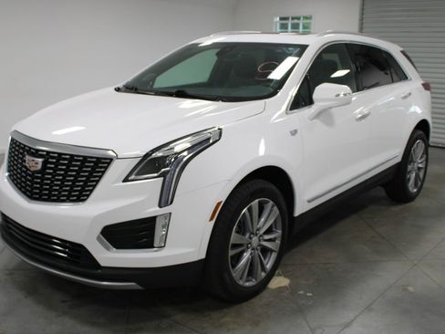 Used 2024 Cadillac XT5 Premium Luxury FWD image 4