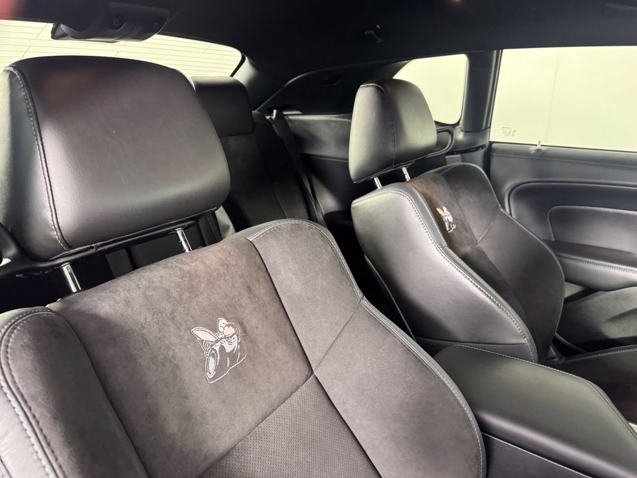Used 2022 Dodge Challenger R/T Scat Pack RWD image 30