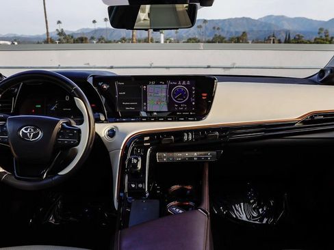 Used 2021 Toyota Mirai image 15