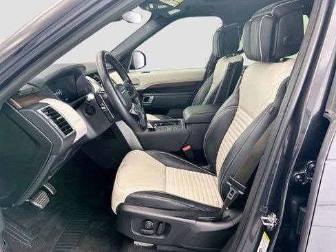 Certified 2022 Land Rover Discovery HSE R-Dynamic AWD/4WD image 18
