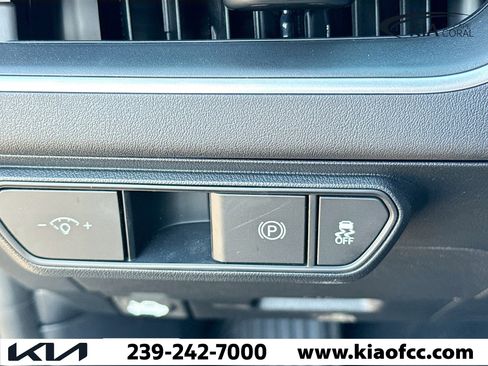 New 2025 Kia K4 LXS image 31