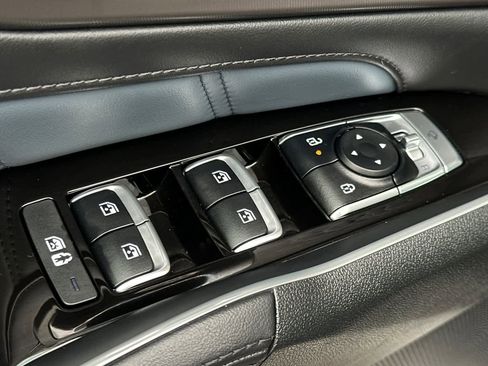 Used 2025 Kia Sorento SX Prestige image 13