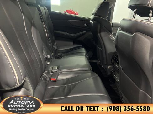 Used 2023 Acura MDX SH-AWD w/ Advance Package image 16