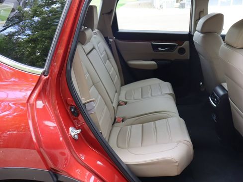 Used 2017 Honda CR-V Touring image 21