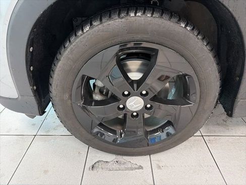 Used 2019 Honda HR-V LX image 11