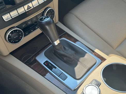 Used 2012 Mercedes-Benz C 300 4MATIC Sedan image 23