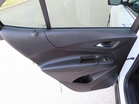 Certified 2023 Chevrolet Equinox LT image 28