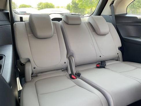 Certified 2024 Honda Odyssey Touring image 29