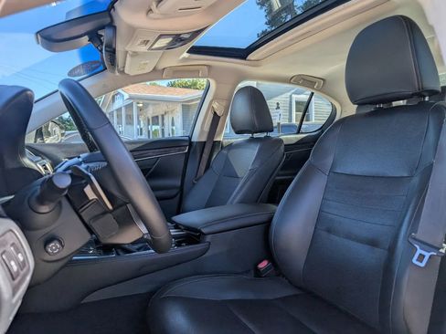 Used 2016 Lexus GS 350 F Sport image 19