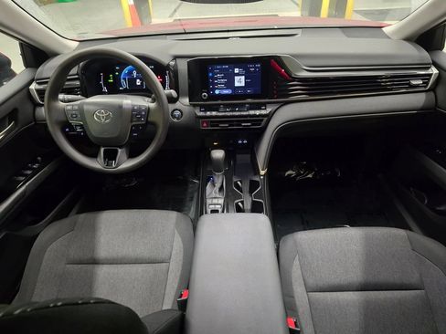 Used 2026 Toyota Camry LE FWD image 33