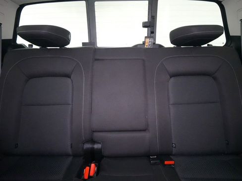 Used 2017 Chevrolet Colorado LT w/ LT Convenience Package AWD/4WD image 16