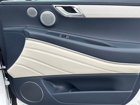New 2026 Genesis GV80 3.5T Prestige image 14