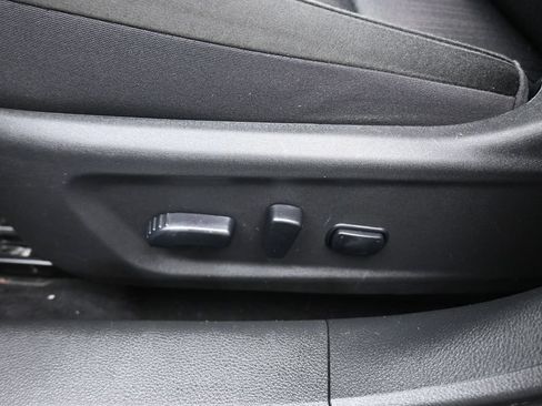 Used 2019 Nissan Altima 2.5 SV AWD/4WD image 12