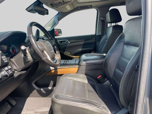 Used 2019 GMC Yukon XL Denali w/ Open Road Package AWD/4WD image 18