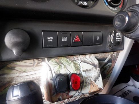 Used 2008 Jeep Wrangler Unlimited Rubicon w/ PWR Convenience Group image 24