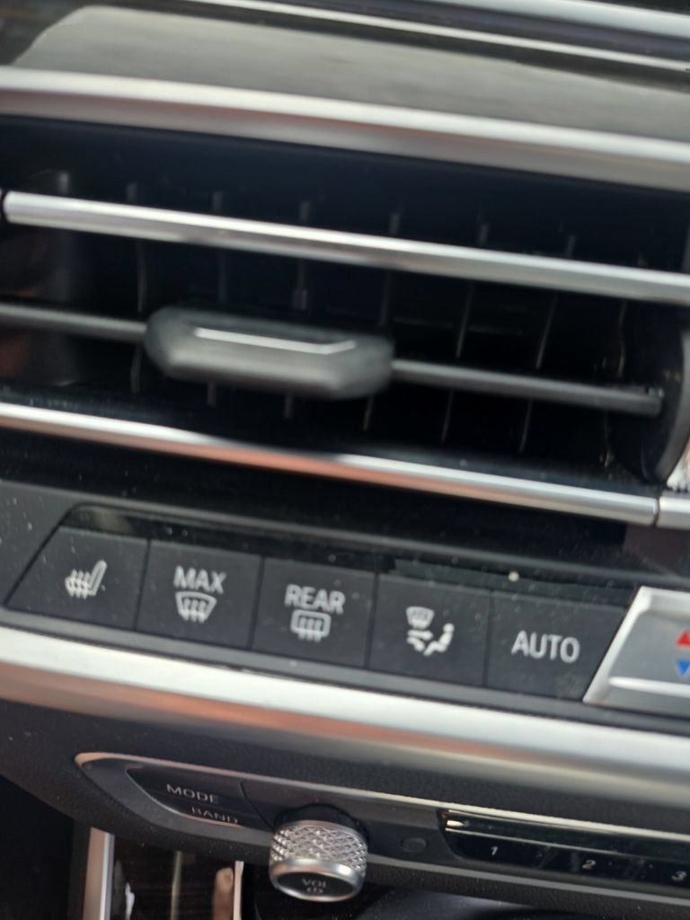 Used 2020 BMW X5 xDrive40i w/ Convenience Package AWD/4WD image 20