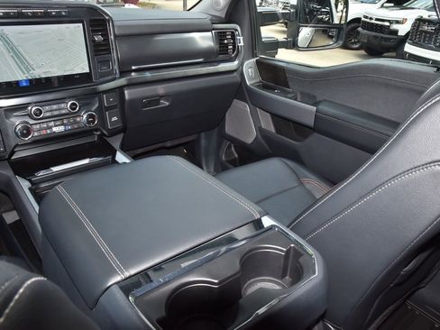 Used 2023 Ford F250 Lariat w/ Lariat Ultimate Package AWD/4WD image 17