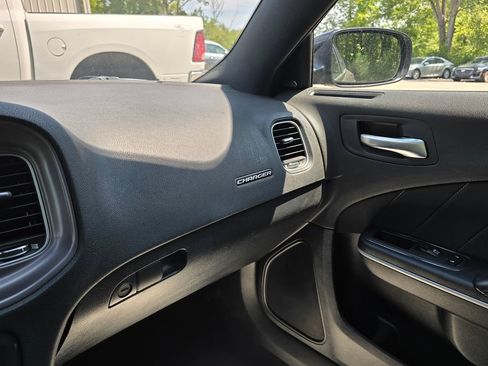 Used 2023 Dodge Charger SXT RWD image 22
