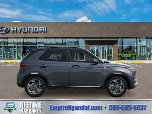 New 2026 Hyundai Venue SEL FWD image 7