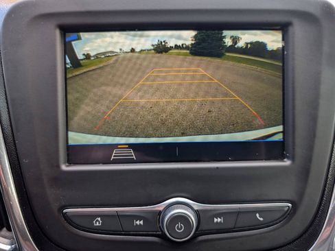 Used 2019 Chevrolet Equinox LT AWD/4WD image 16