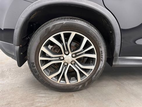 Used 2019 Mitsubishi Outlander Sport ES image 17