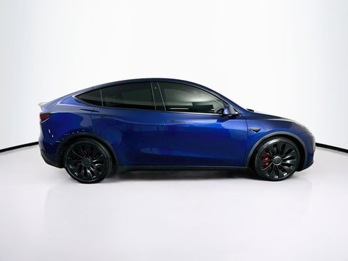 Used 2022 Tesla Model Y Performance AWD/4WD image 10