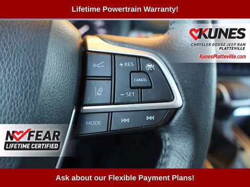 Used 2024 Toyota Sienna XLE image 46