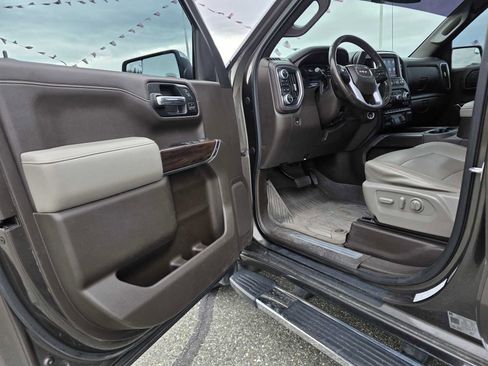 Used 2019 GMC Sierra 1500 SLT w/ SLT Convenience Package AWD/4WD image 20
