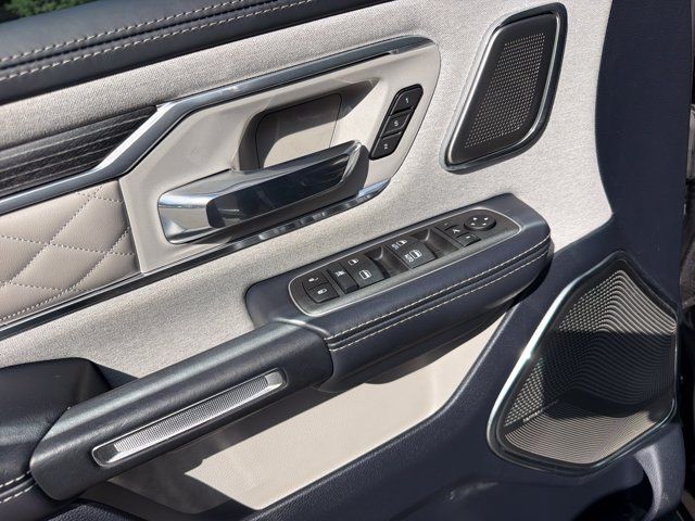 Used 2022 RAM 1500 Limited AWD/4WD image 13