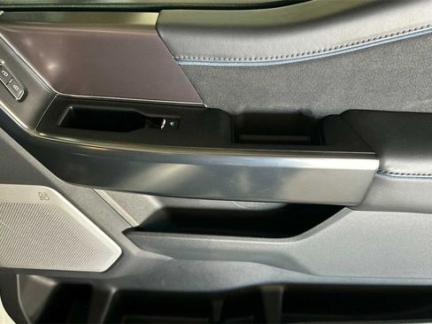 Used 2025 Ford F150 Platinum w/ Equipment Group 702A High image 20