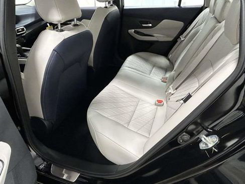 New 2026 Nissan Sentra SL FWD image 8
