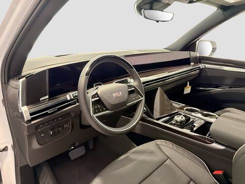 New 2026 Cadillac Escalade Luxury AWD/4WD image 9