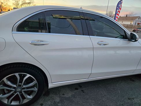 Used 2017 Mercedes-Benz C 300 4MATIC Sedan image 12