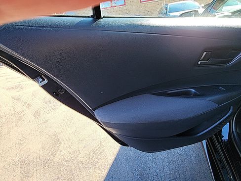 Certified 2025 Toyota Corolla LE image 20