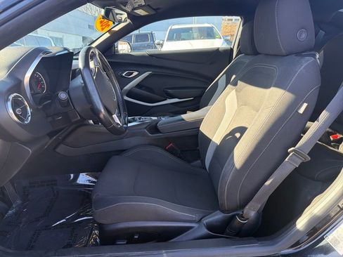 Used 2021 Chevrolet Camaro LT image 14