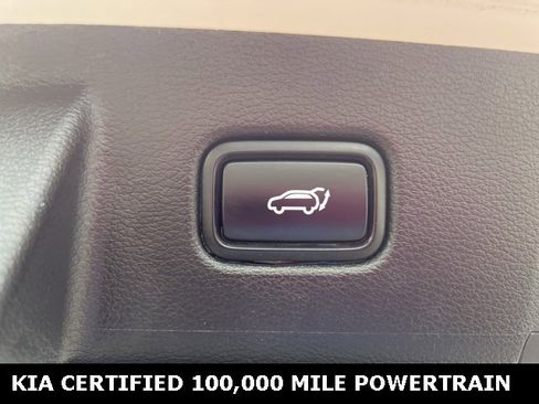 Certified 2022 Kia Telluride EX w/ EX Premium Package image 32