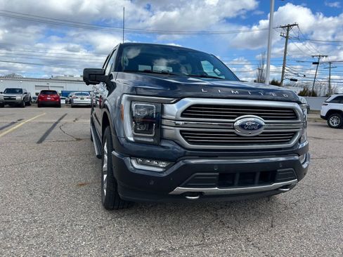 Used 2022 Ford F150 Limited image 8